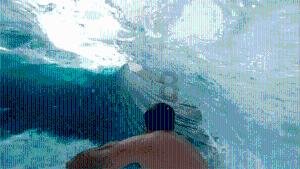 网友认为《水浒》毒害青少年，应从课文中清除，你认可么？